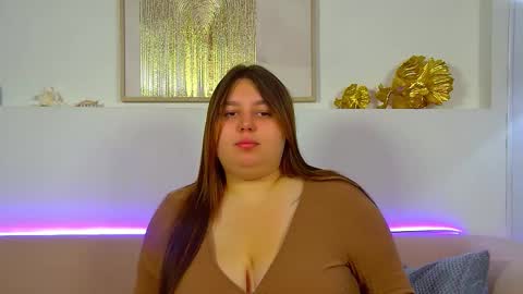 LillianHaig online show from September 10, 6:53 pm