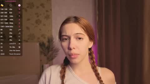 Lilliana 3 online show from November 14, 4:20 pm