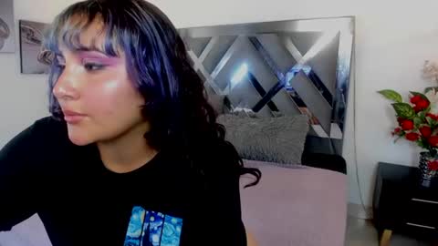   online show from August 9, 11:26 am