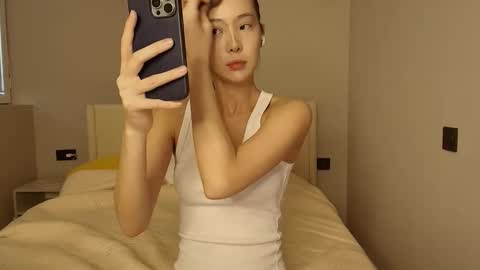 lilly online show from March 14, 4:16 am