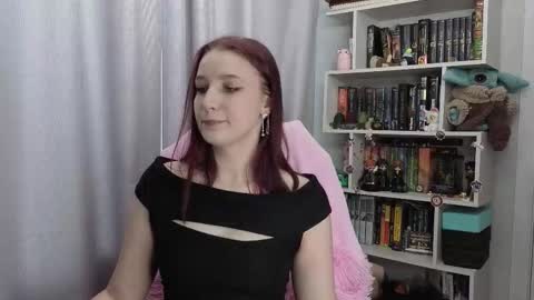 LillyFan X online show from February 2, 4:31 am