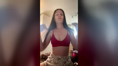 LilMissSophXo online show from July 26, 5:49 am