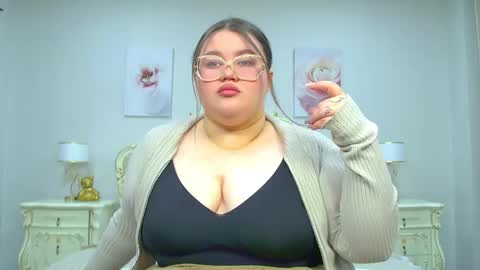 LiloLewins online show from January 15, 6:54 am