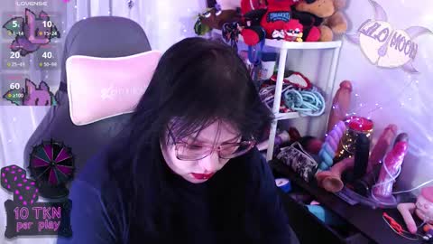 Lilo  online show from February 9, 1:04 pm