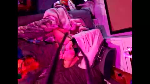 lilpluto12 online show from December 10, 6:44 am