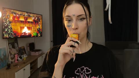 Snapshot of lilpresident chatting on January 1, 11:40 pm lilpresident online show from January 1, 11:40 pm