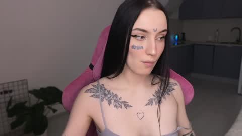 Snapshot of lilpresident chatting on December 17, 5:47 pm lilpresident online show from December 17, 5:47 pm