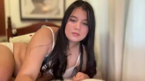 lilprincessxoxo_ online show from May 20, 8:59 pm