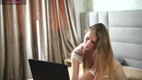 liltightbabe online show from March 1, 11:03 am