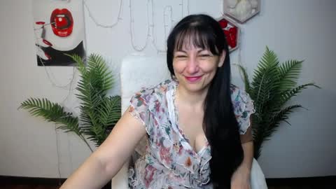 lilugrants online show from March 26, 9:53 pm