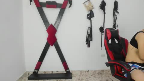 Lily and Lina online show from November 26, 12:57 pm