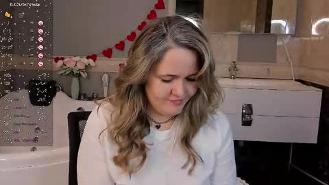 Lily online show from March 24, 4:40 am