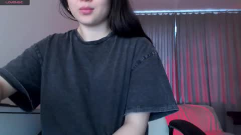 Lily Litle online show from February 25, 10:30 am