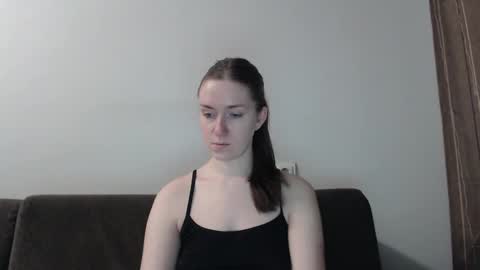 Snapshot of lily_love_x chatting on March 10, 2:39 am lily_love_x online show from March 10, 2:39 am