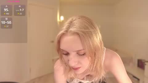 Lily online show from July 2, 11:53 pm