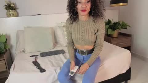 lily_obsession online show from June 4, 2:34 pm