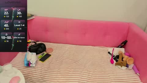 Lily online show from February 6, 5:14 am