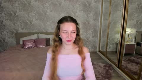lilyeblake online show from March 25, 8:04 pm