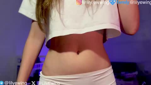 Lily   online show from November 6, 4:10 pm