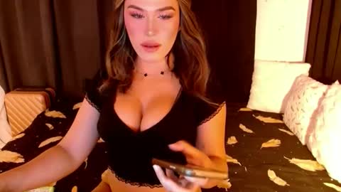 IM YOUR TRUE GODESS Lilymonstercock online show from October 3, 12:53 am