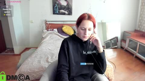 Hi Im Lily online show from April 4, 1:29 pm