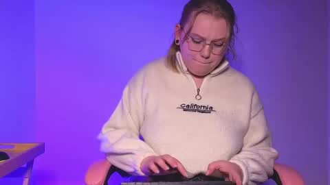 lime cat online show from October 2, 12:31 am