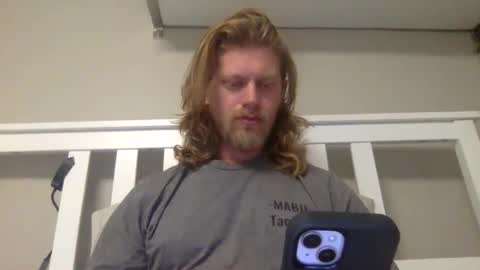 Snapshot of limitlesschris chatting on October 20, 2:00 pm Chris online show from October 20, 2:00 pm