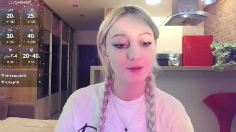 lin_xi online show from February 12, 6:08 am