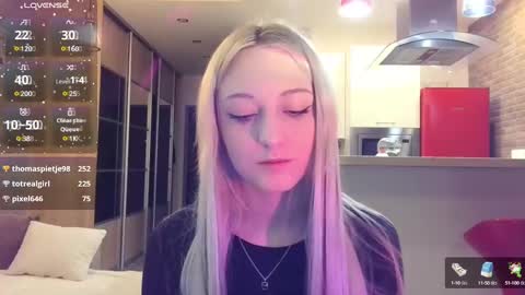 lin_xi online show from January 28, 6:16 am