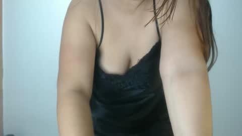 iiisabella online show from September 11, 10:16 am