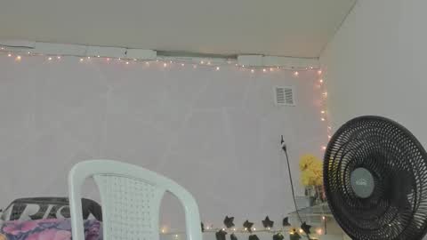 LINA SANCHEZ online show from October 25, 2:28 pm