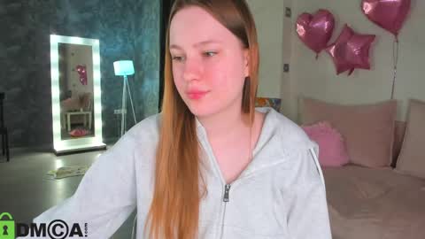 Lina online show from May 16, 1:24 am