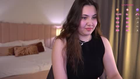 Lina online show from March 11, 11:57 am