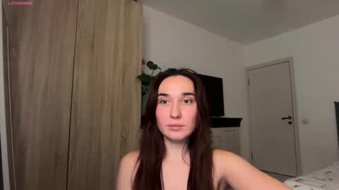 Lina online show from November 12, 10:45 pm