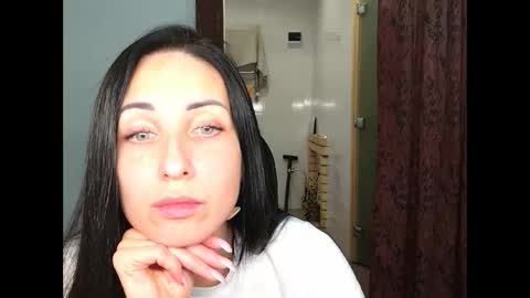 LinaLivee online show from October 30, 8:53 pm