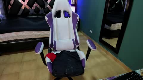  Linda  online show from March 2, 7:23 pm