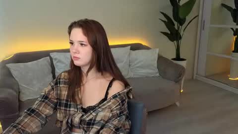 linda__robertz online show from September 27, 8:34 am