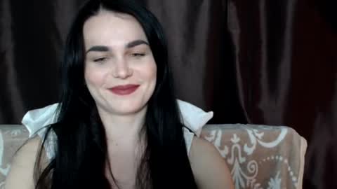 Linda online show from March 12, 7:36 pm