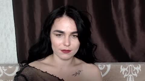 Linda online show from March 10, 6:23 pm