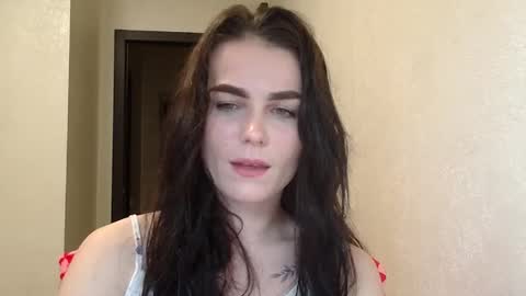 Linda online show from February 1, 7:33 pm