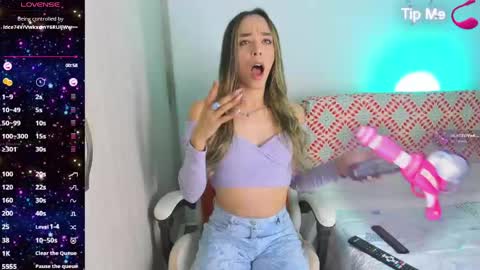 Linda online show from May 22, 11:44 pm