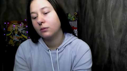 Linda online show from December 2, 12:03 pm