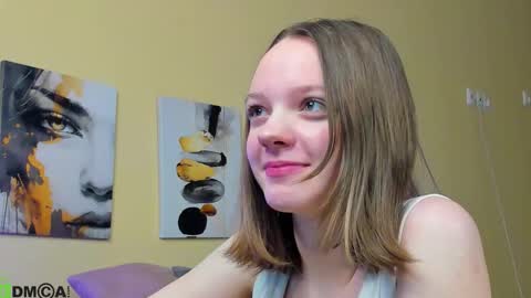 My real name is Olivia online show from March 31, 1:28 am