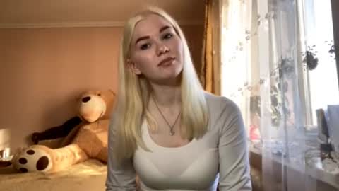 Luna online show from October 25, 11:09 am