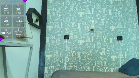  Lindsey  online show from December 16, 12:11 pm