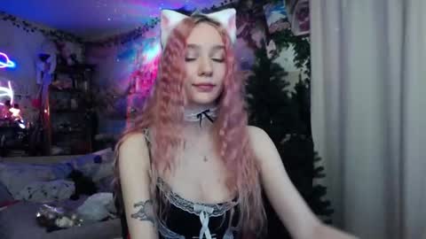 Lin online show from December 14, 9:32 pm