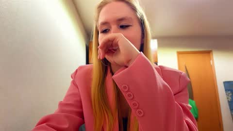 Rose online show from February 10, 4:21 pm