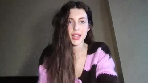 lipsylolly online show from February 13, 11:57 am