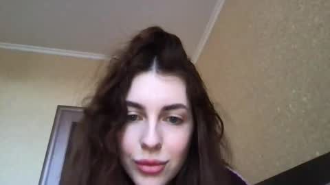 lipsylolly online show from February 3, 11:14 am