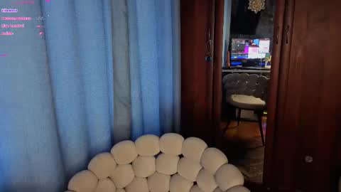 lirara online show from March 21, 3:28 pm